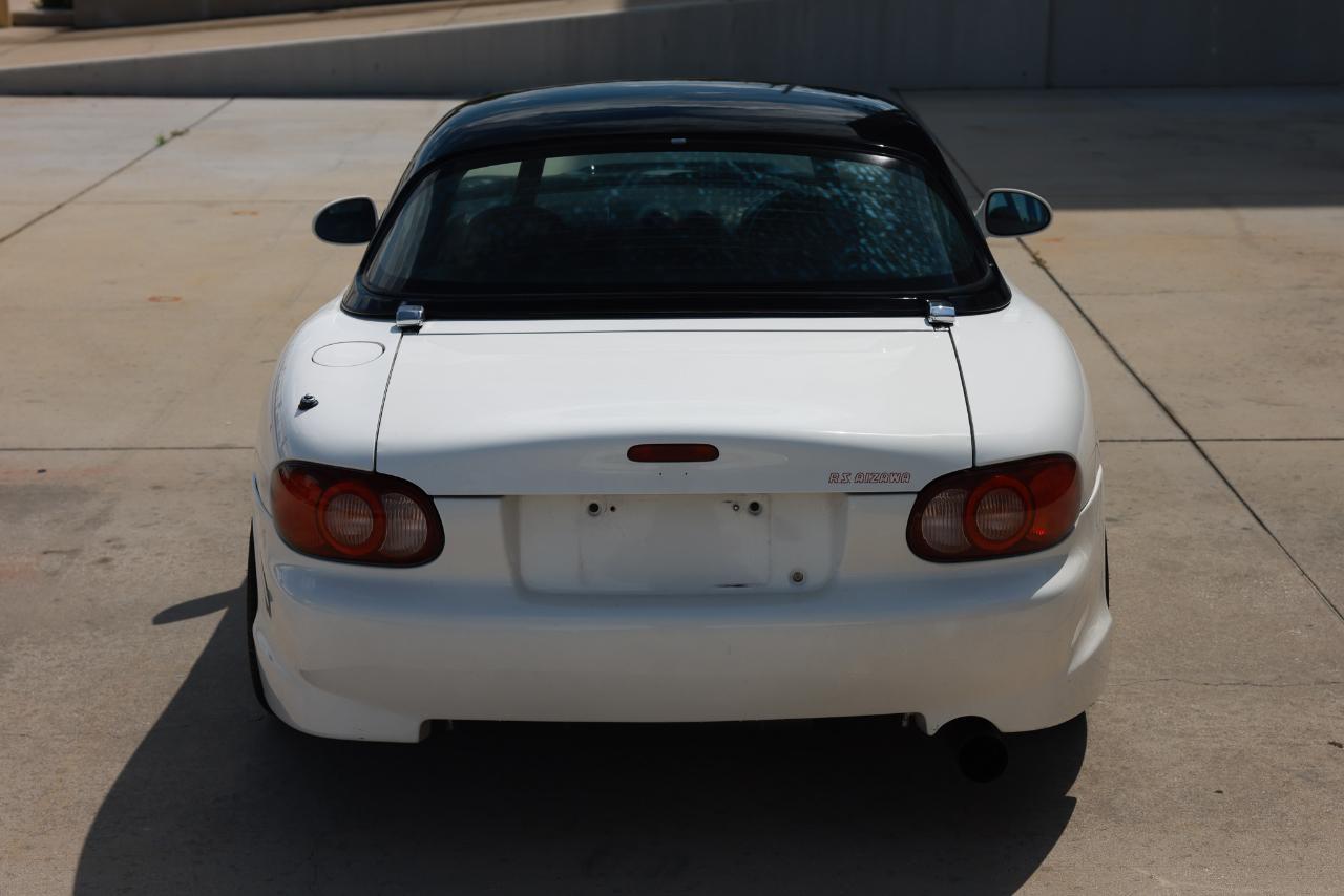 Mazda Miata  1998