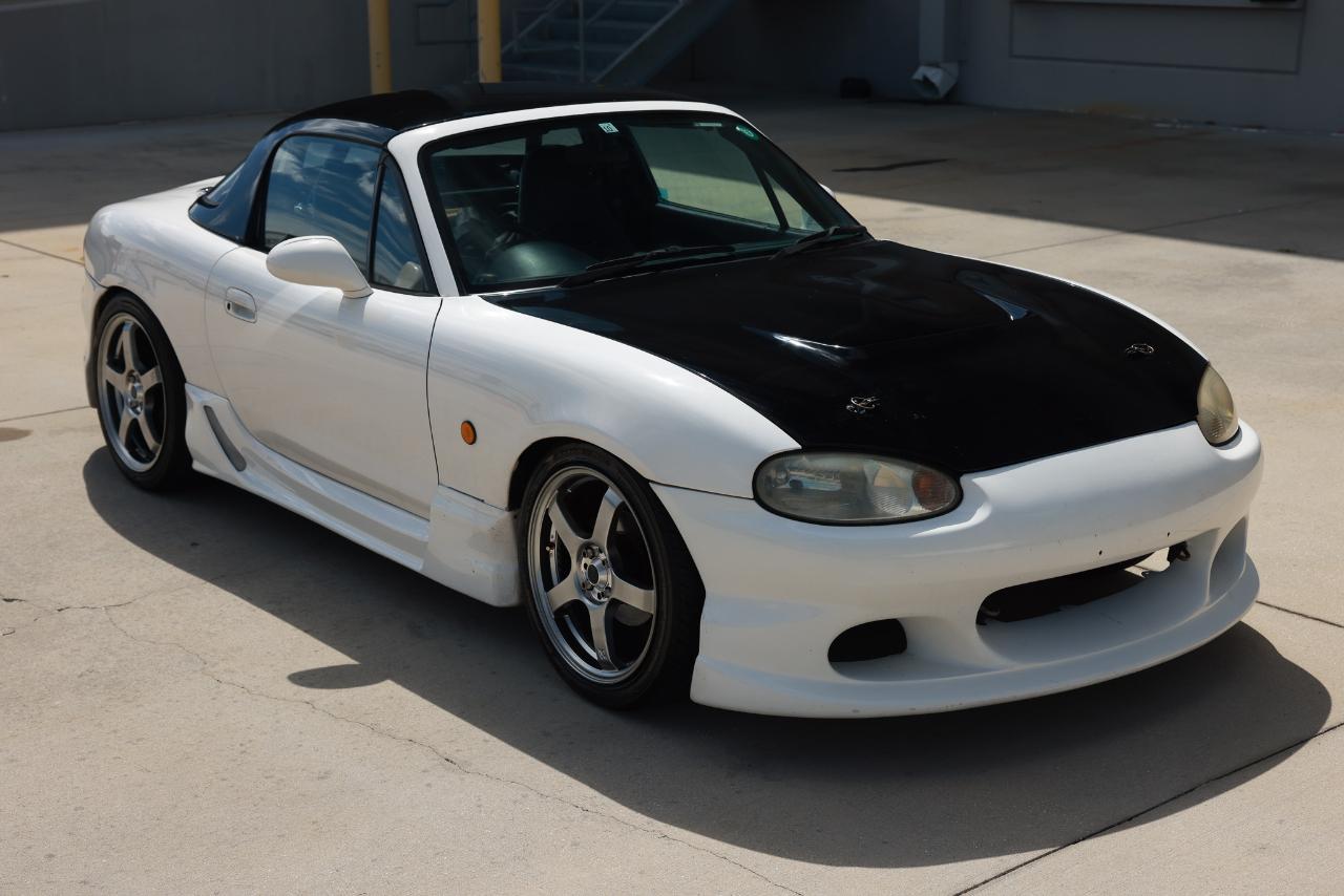 Mazda Miata  1998
