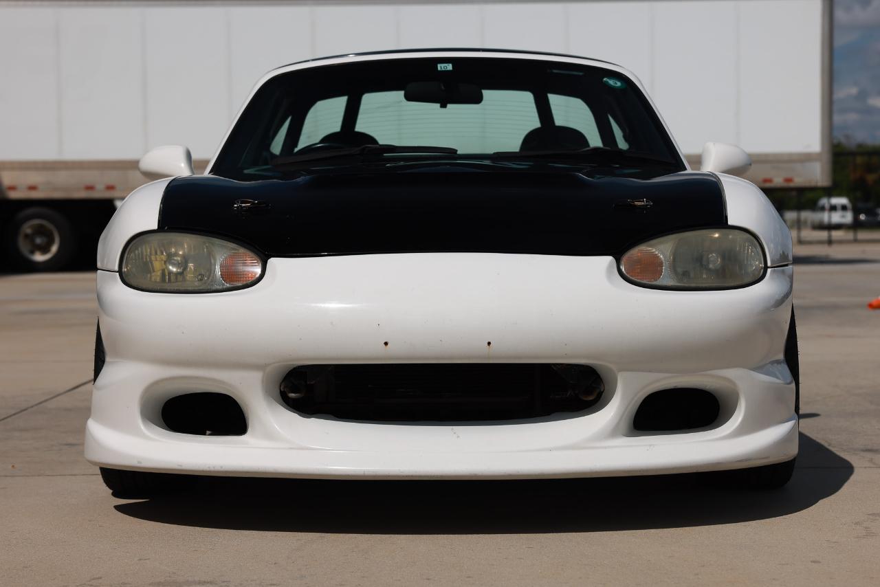 Mazda Miata  1998