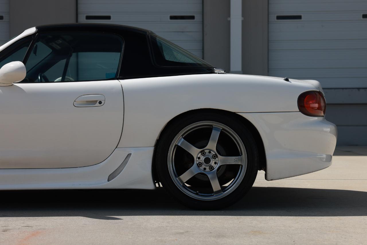 Mazda Miata  1998