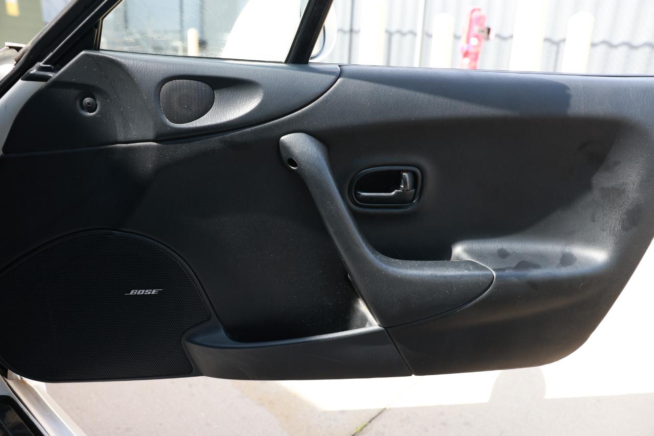 Mazda Miata  1998