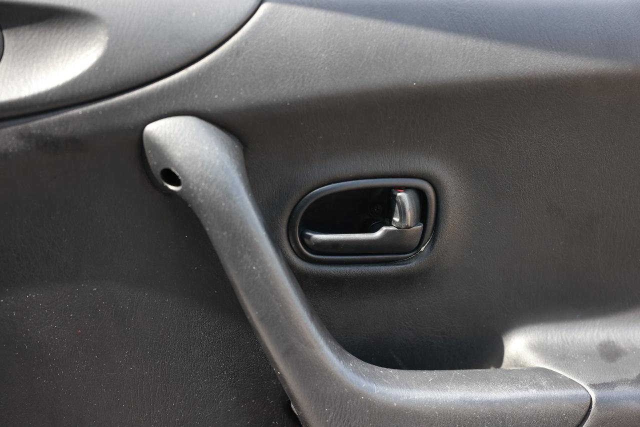 Mazda Miata  1998