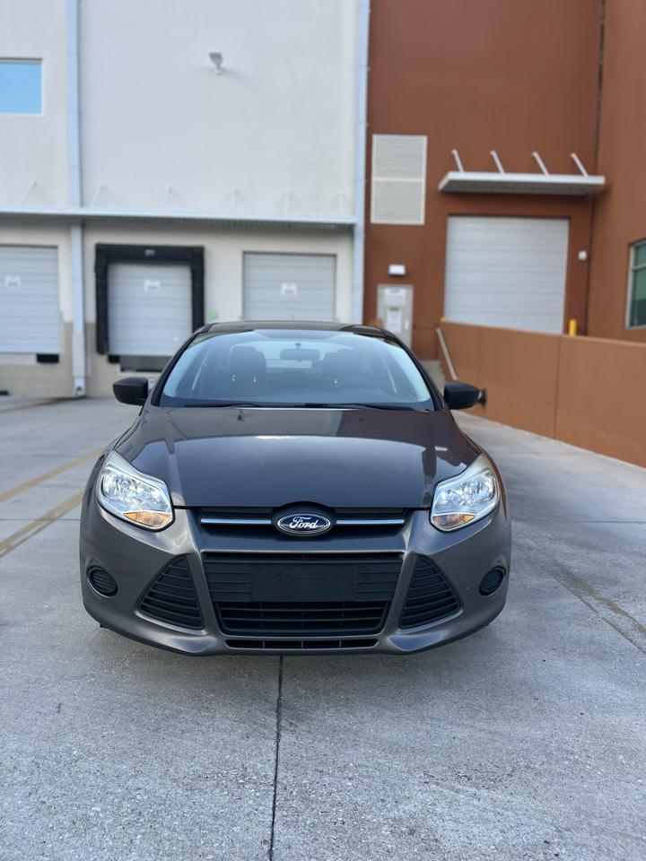 Ford Focus  2013