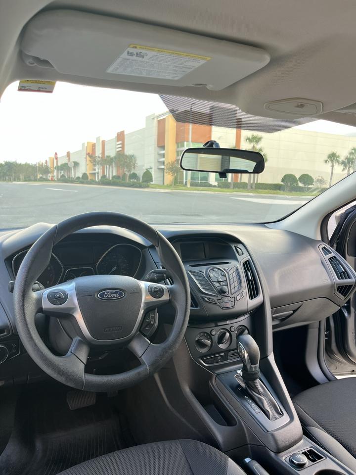 Ford Focus  2013
