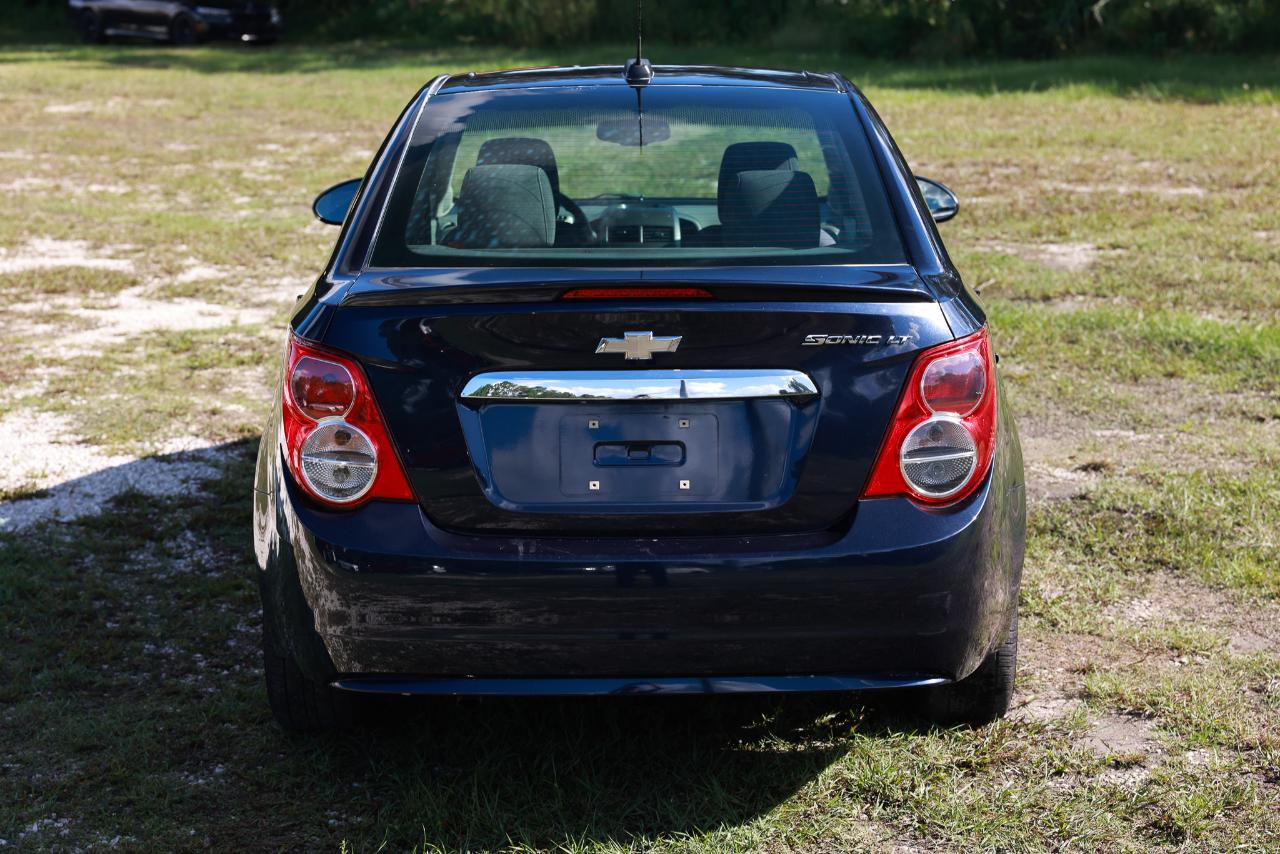 Chevrolet Sonic  2015