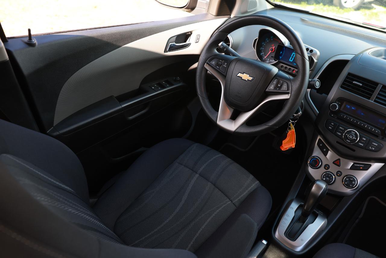 Chevrolet Sonic  2015
