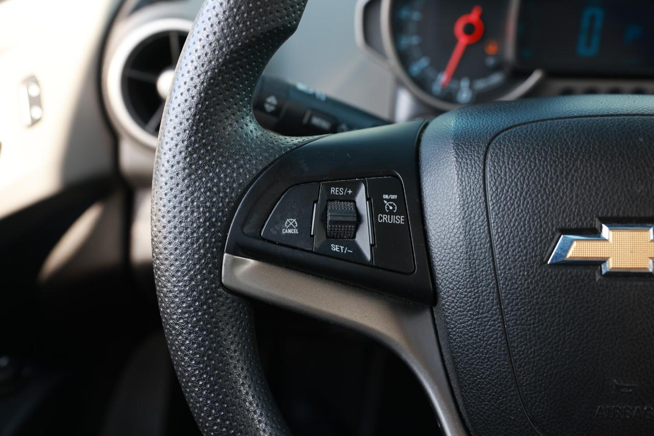 Chevrolet Sonic  2015
