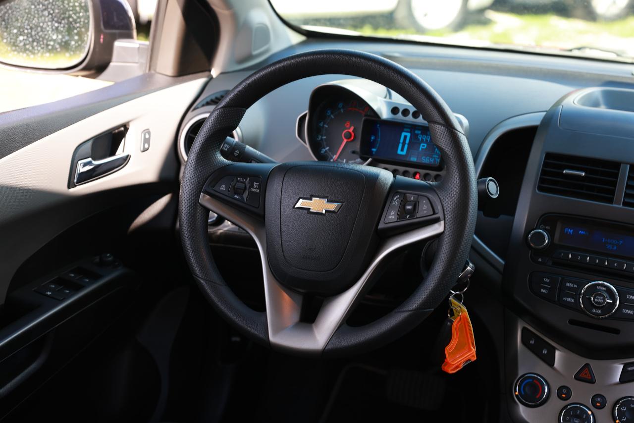 Chevrolet Sonic  2015