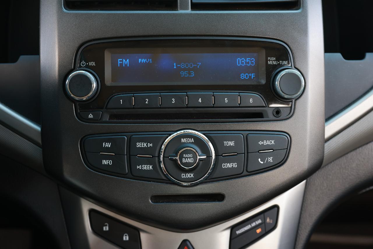 Chevrolet Sonic  2015