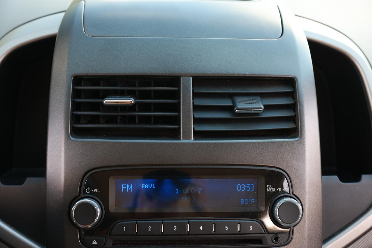 Chevrolet Sonic  2015
