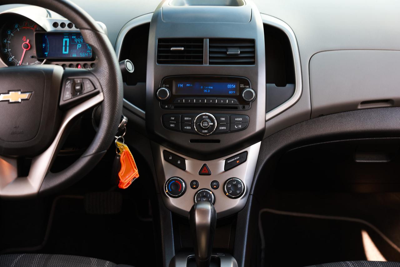 Chevrolet Sonic  2015