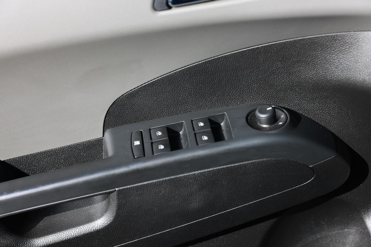 Chevrolet Sonic  2015