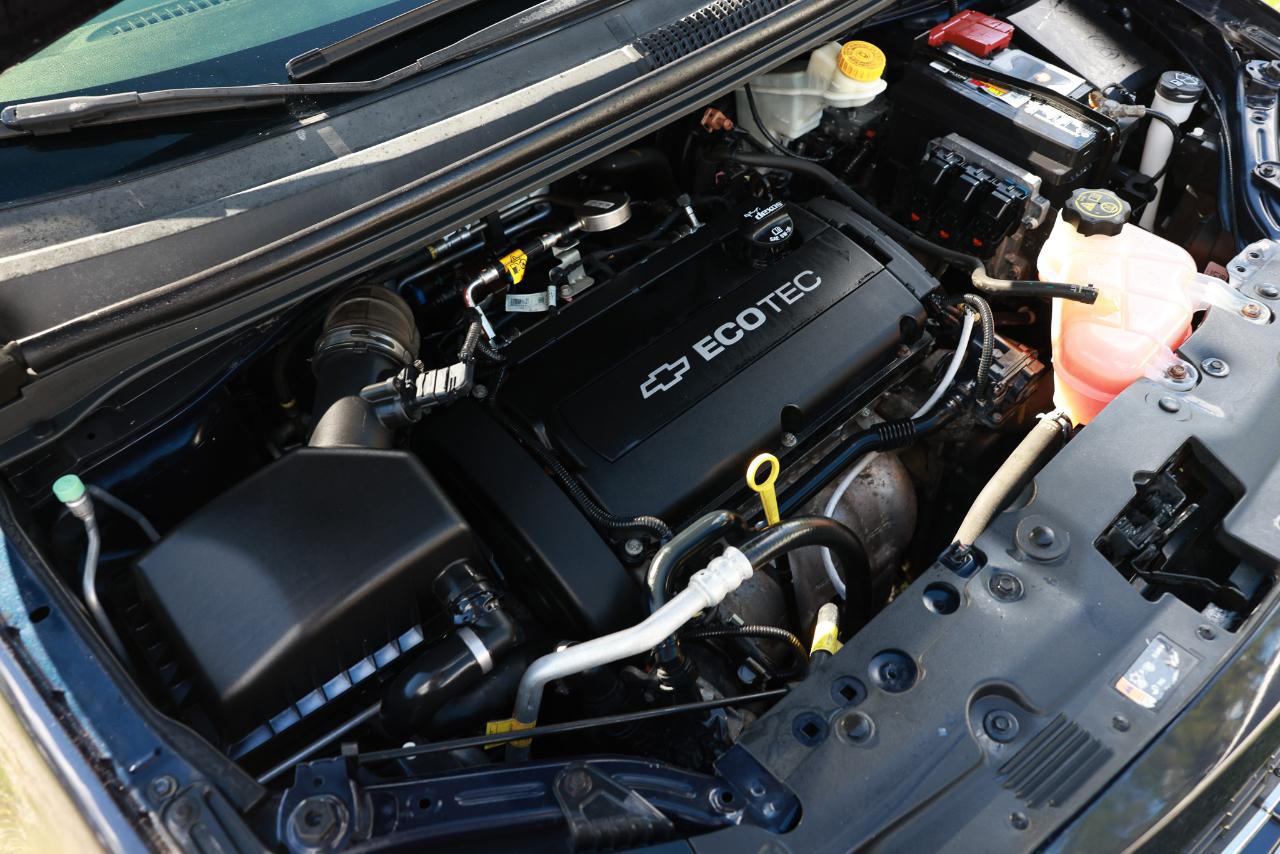 Chevrolet Sonic  2015