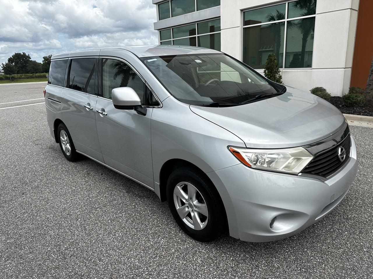 Nissan Quest  2015