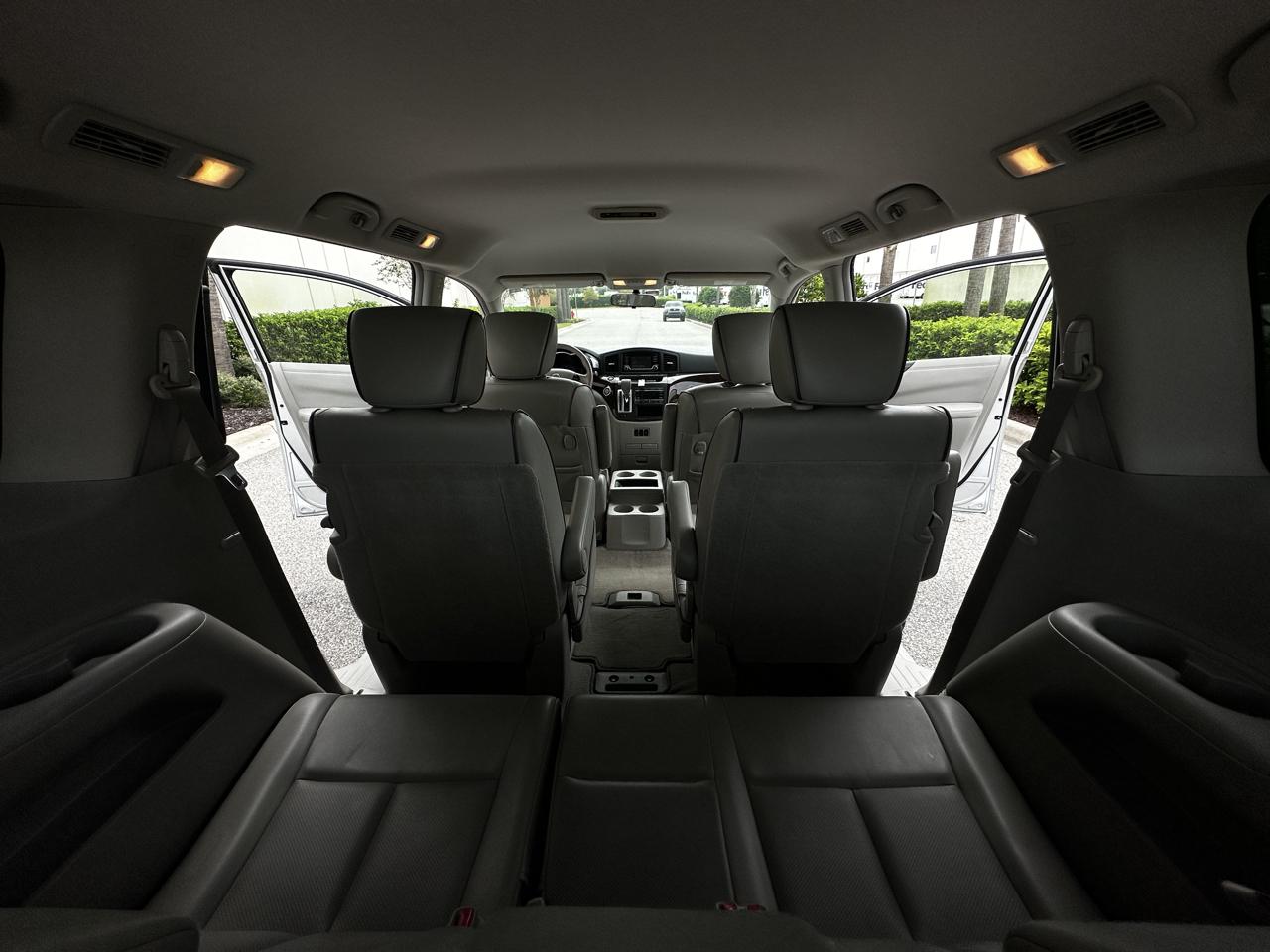 Nissan Quest  2015
