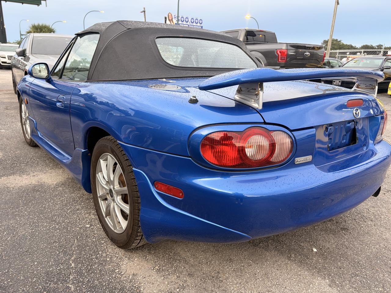 Mazda Miata  1998