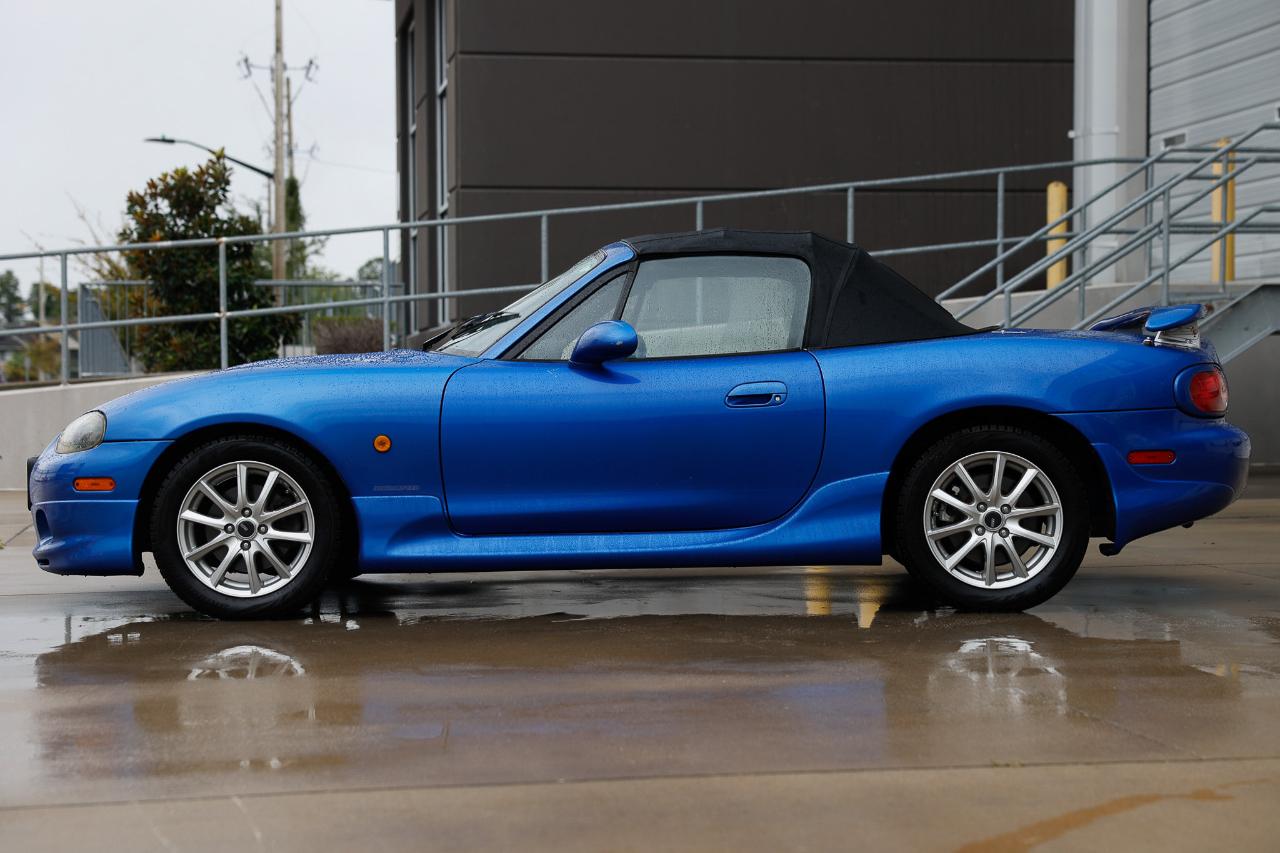 Mazda Miata  2001
