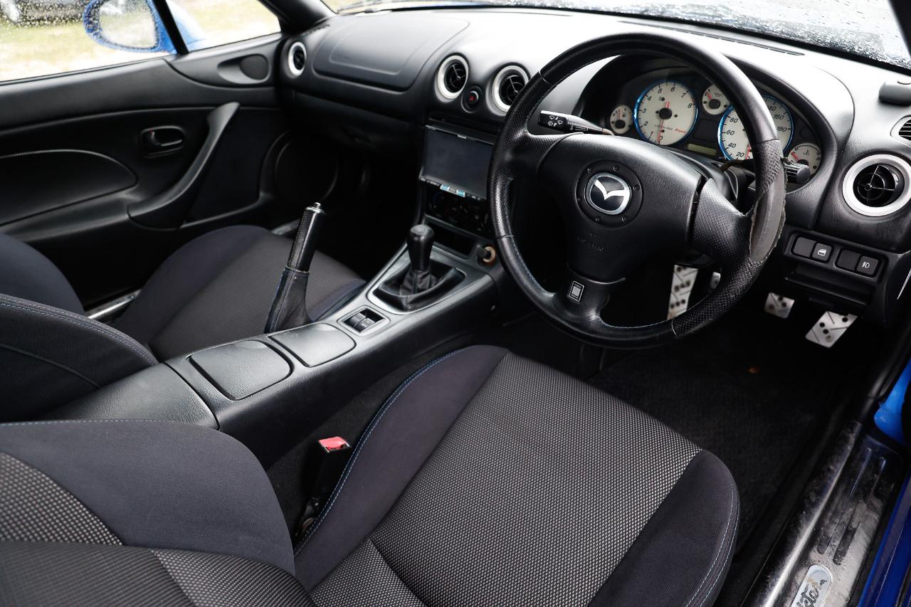 Mazda Miata  2001