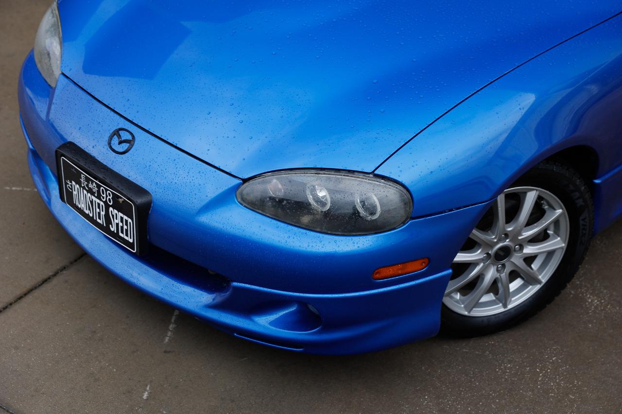 Mazda Miata  2001