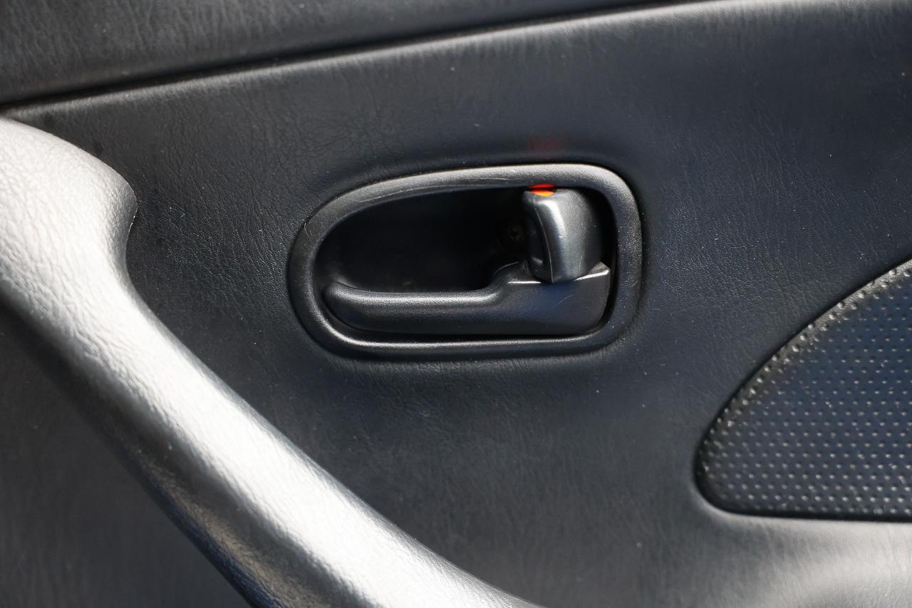 Mazda Miata  2001
