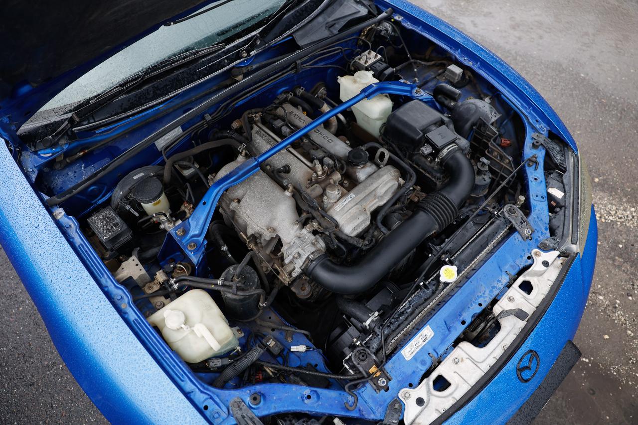 Mazda Miata  2001