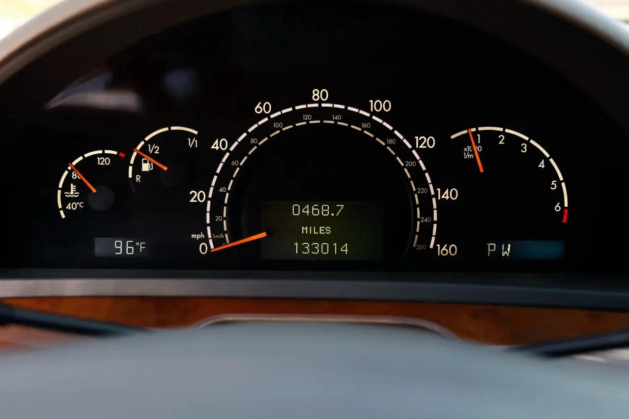 Mercedes-Benz S-Class S500 2001