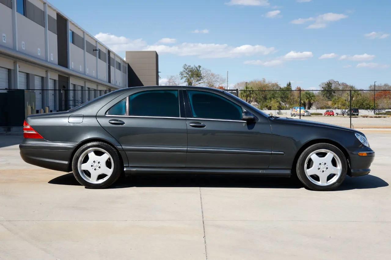 Mercedes-Benz S-Class S500 2001