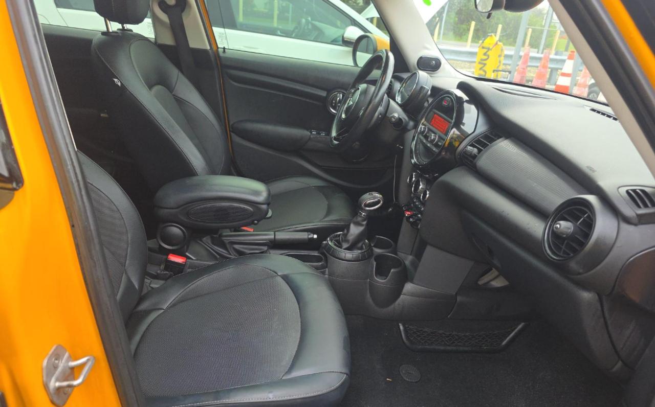 MINI Cooper Hardtop 4 Door  2015