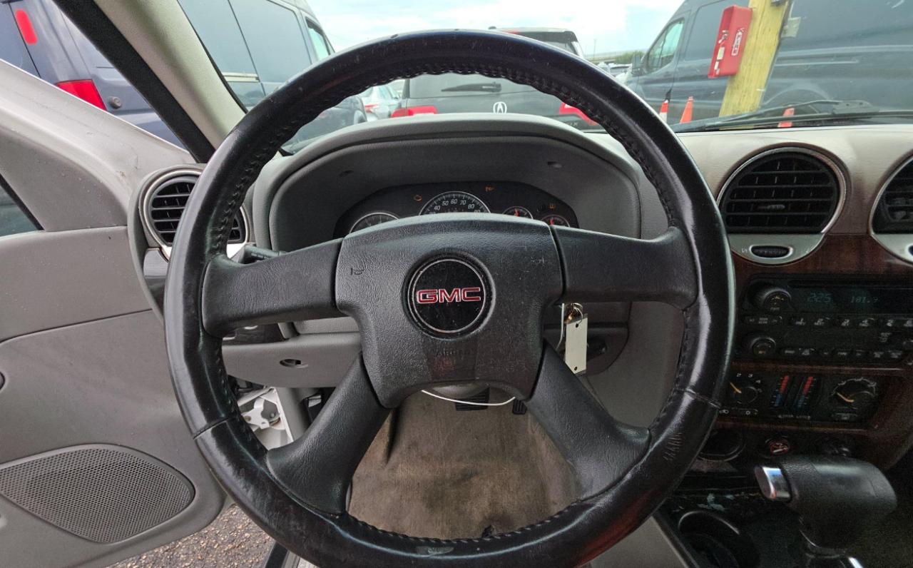 GMC Envoy  2007
