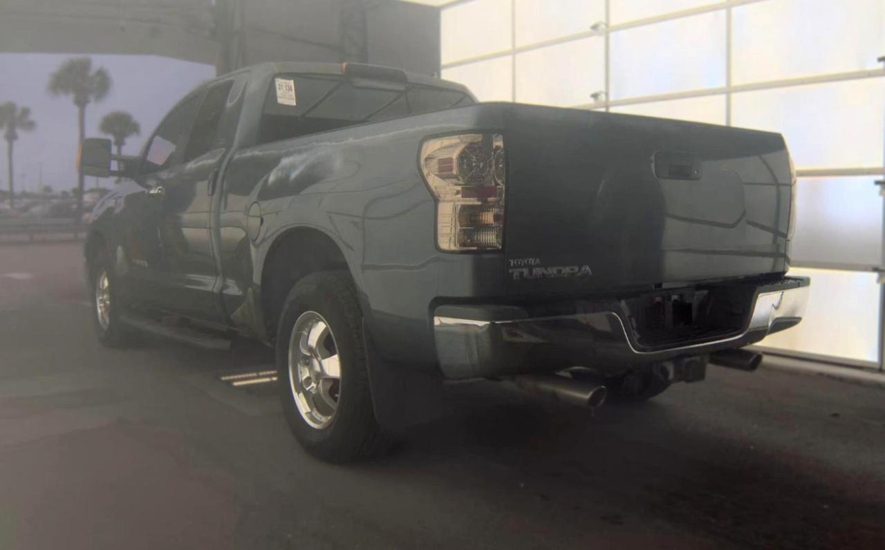 Toyota Tundra  2007