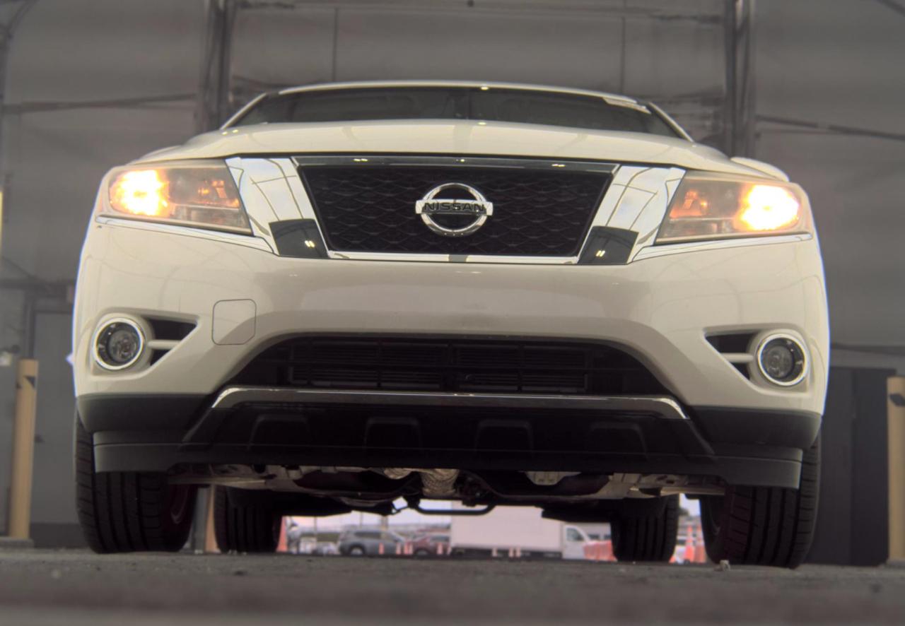 Nissan Pathfinder  2015