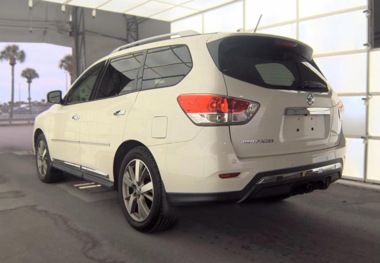 Nissan Pathfinder  2015