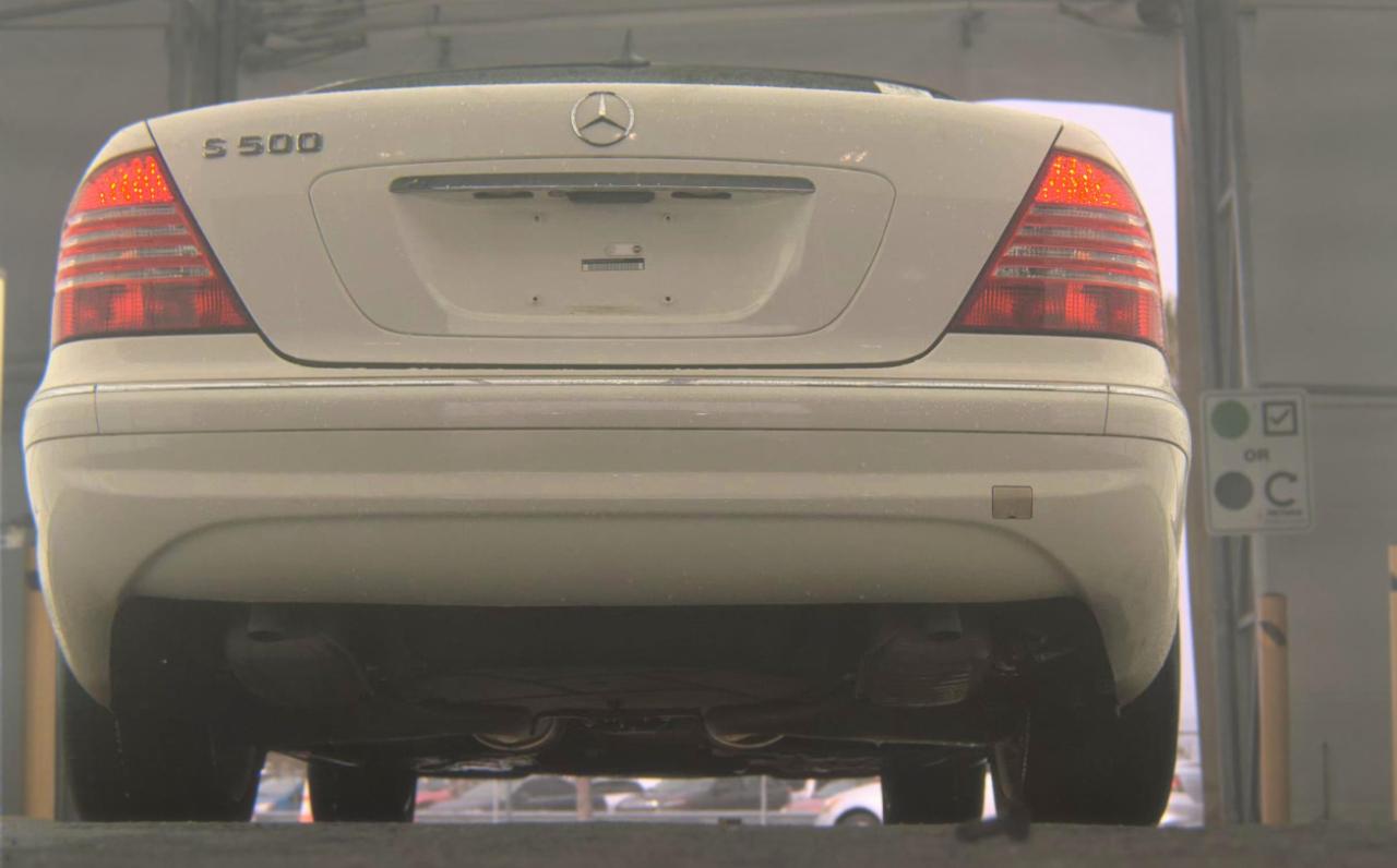 Mercedes-Benz S-Class  2005