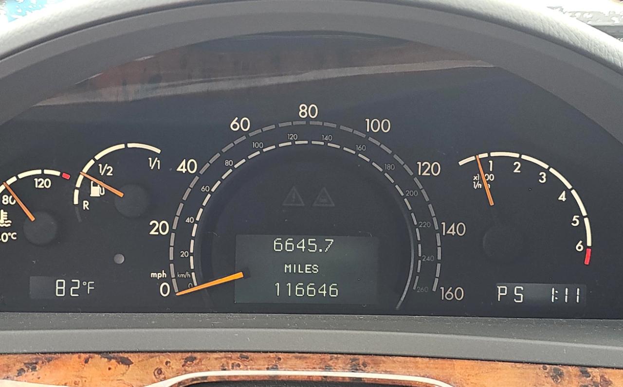 Mercedes-Benz S-Class  2005