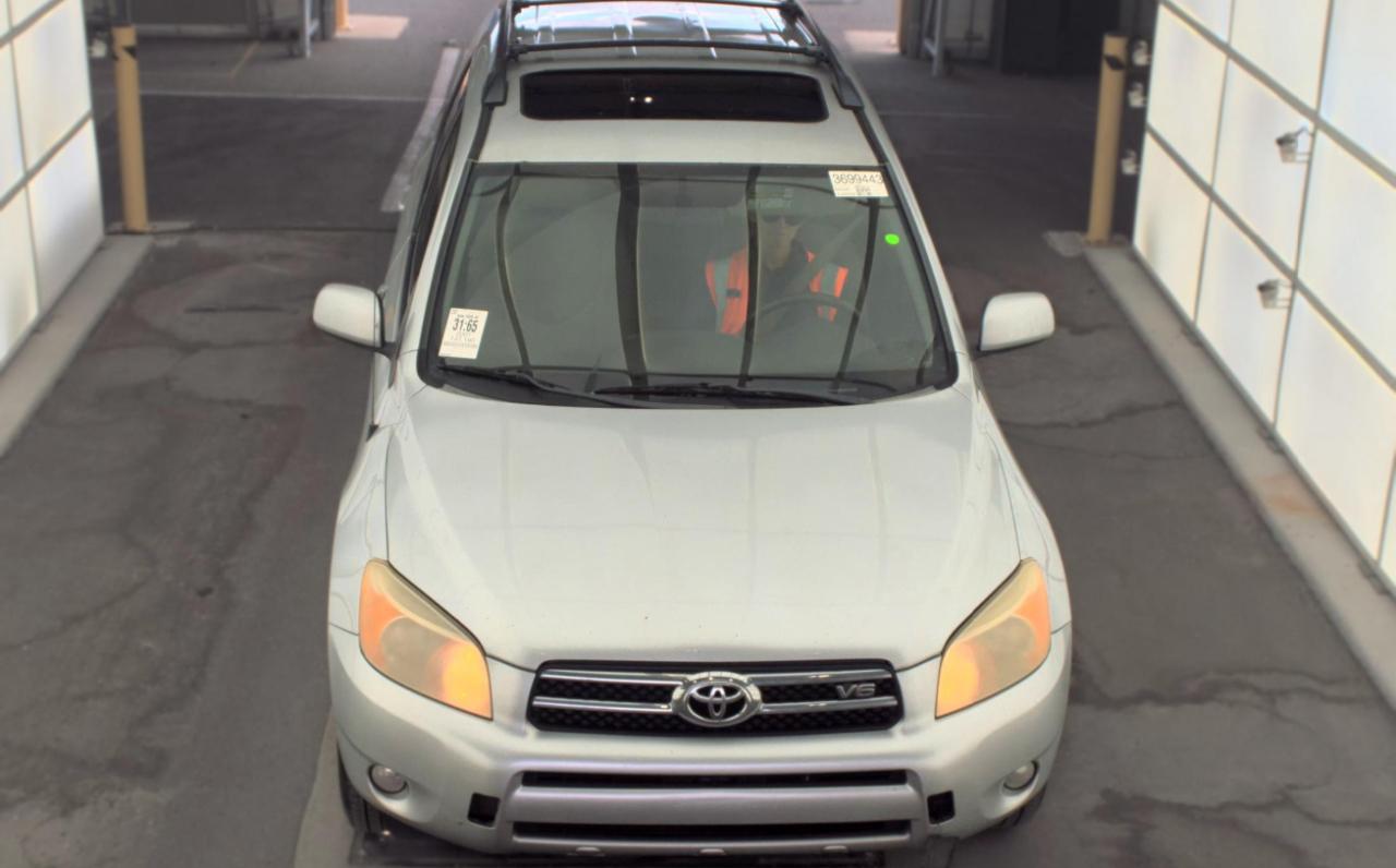 Toyota RAV4  2007