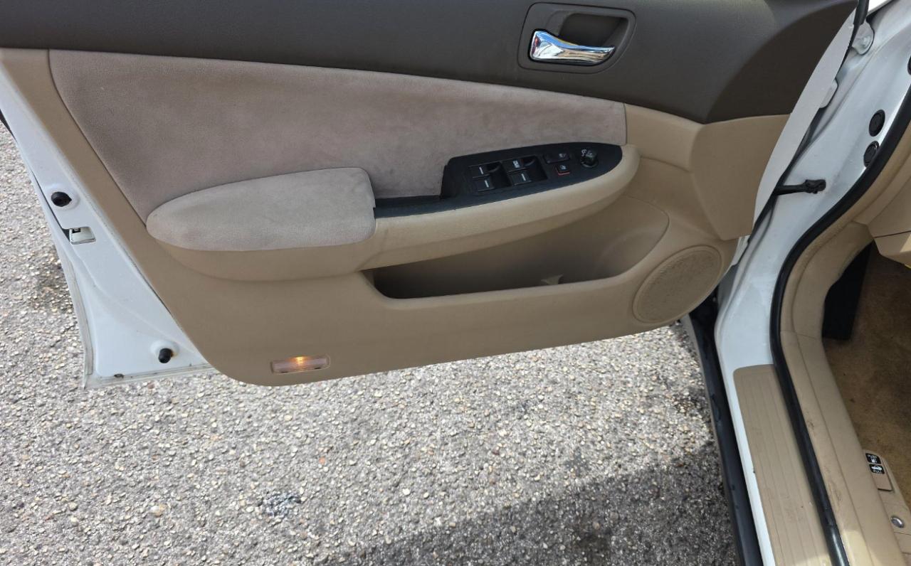 Honda Accord Sdn  2003
