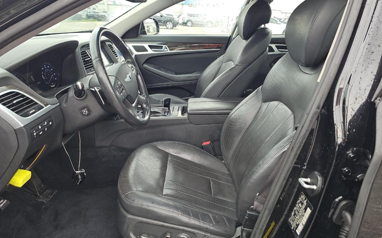 Hyundai Genesis  2015
