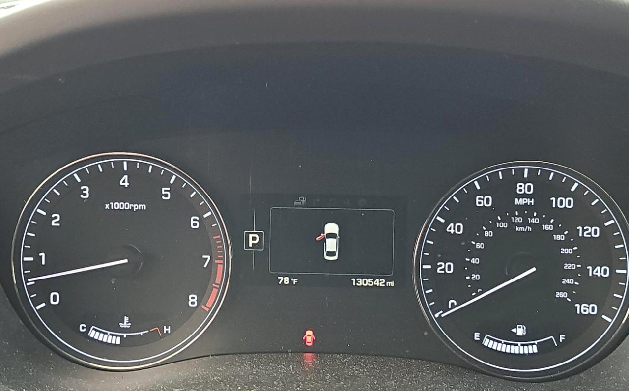 Hyundai Genesis  2015