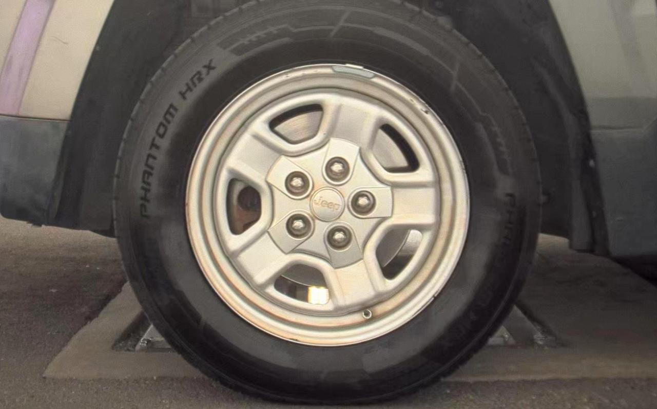Jeep Patriot  2012