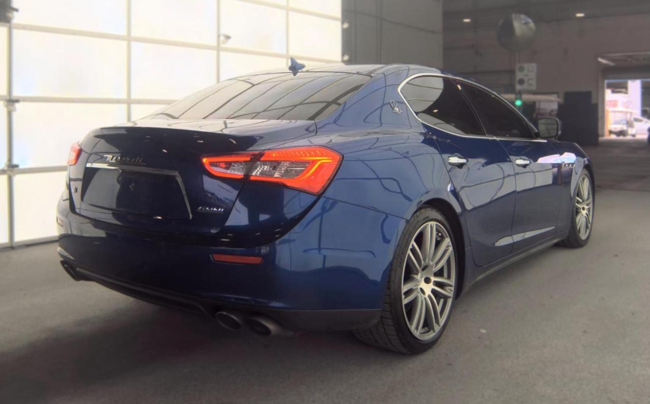 Maserati Ghibli  2015