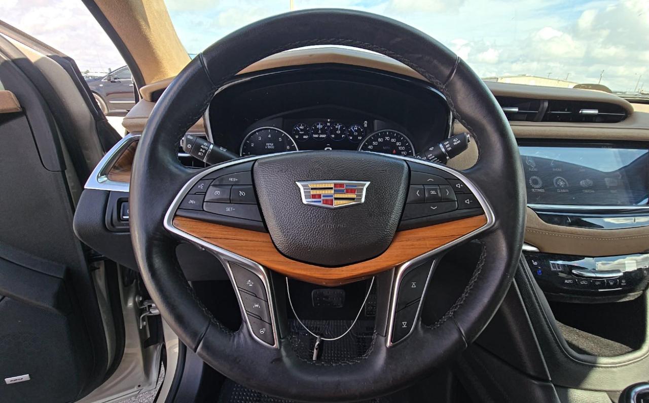 Cadillac XT5  2017