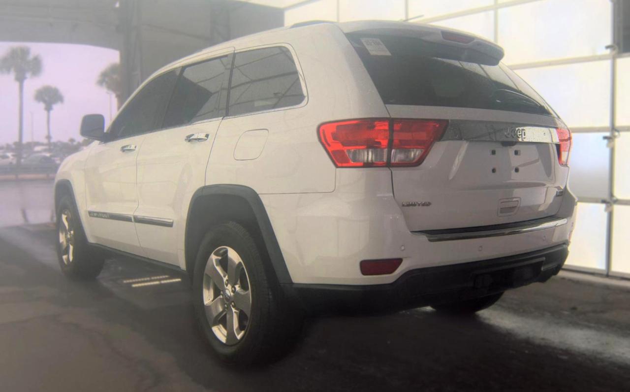 Jeep Grand Cherokee  2013