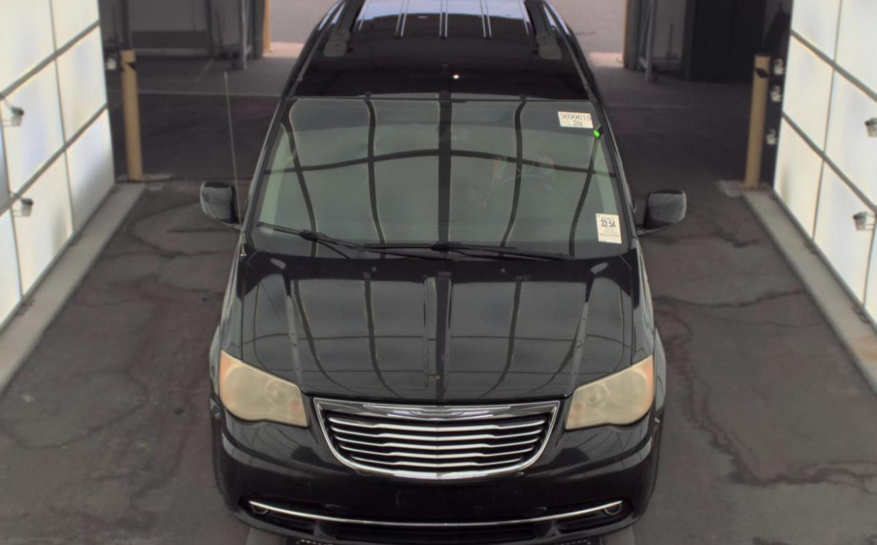 Chrysler Town & Country  2014