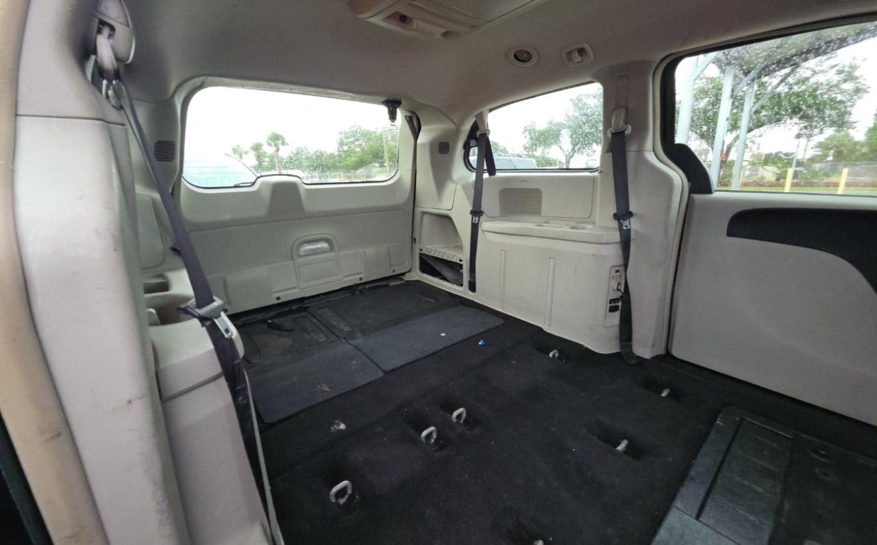 Chrysler Town & Country  2014