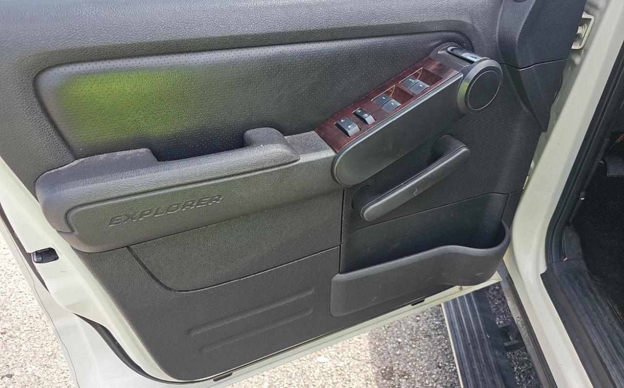 Ford Explorer  2007