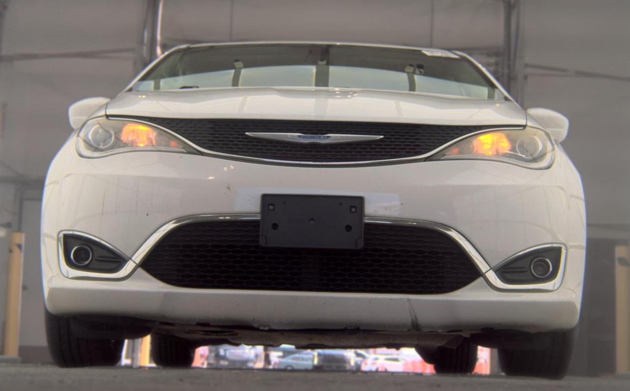 Chrysler Pacifica  2019