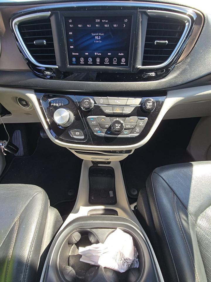 Chrysler Pacifica  2019
