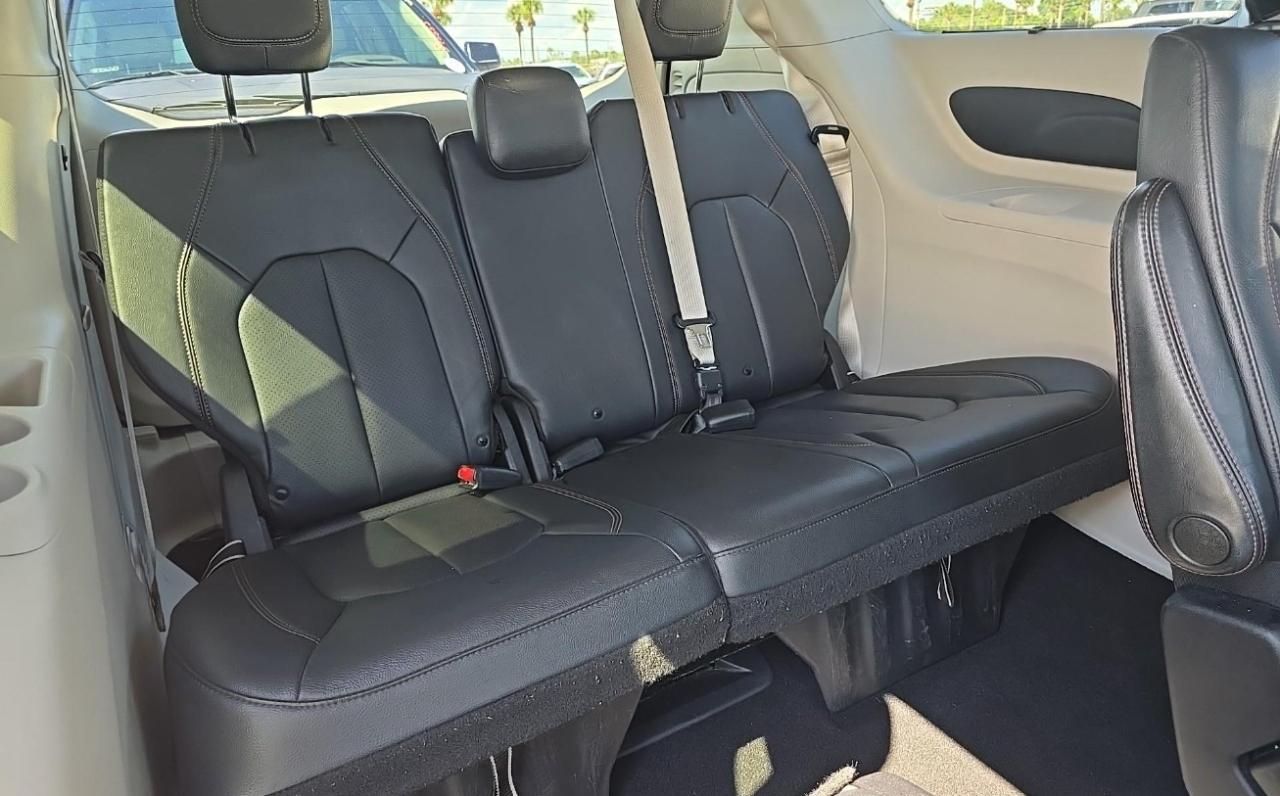 Chrysler Pacifica  2019
