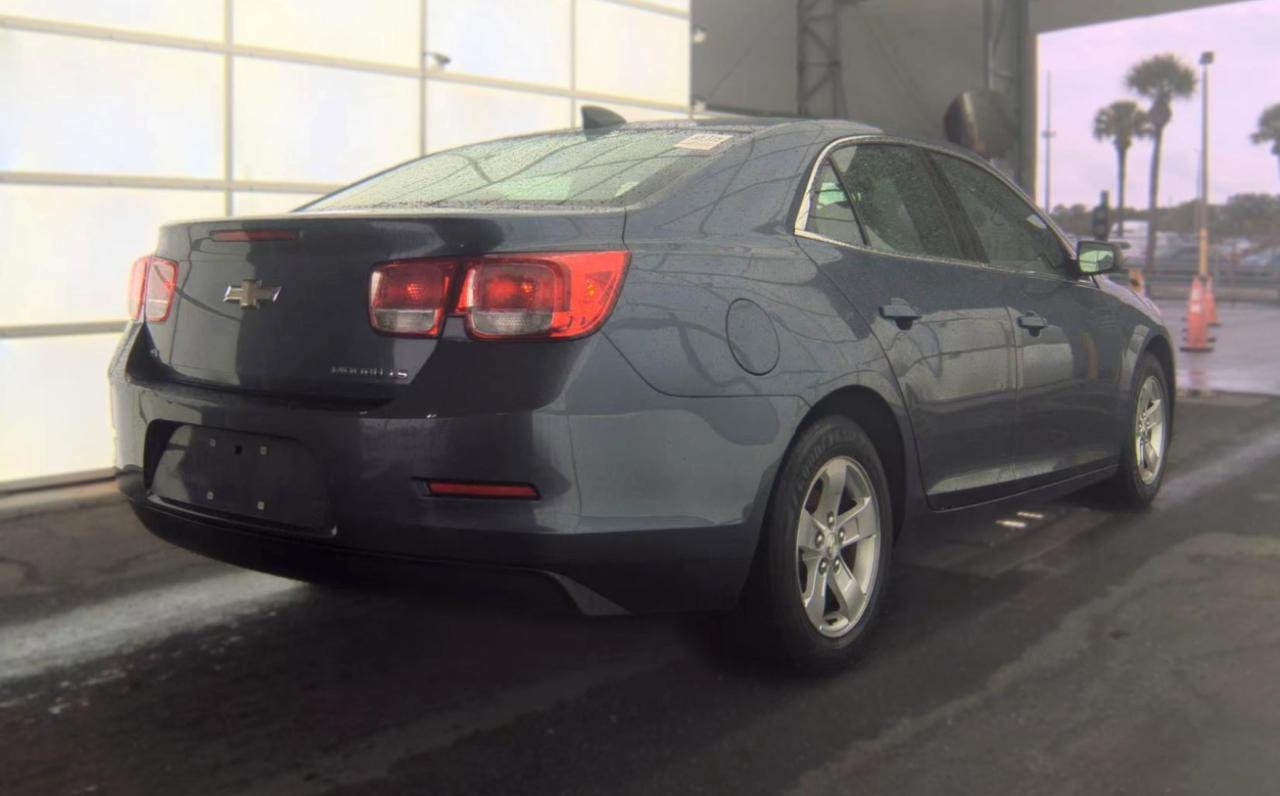 Chevrolet Malibu  2015
