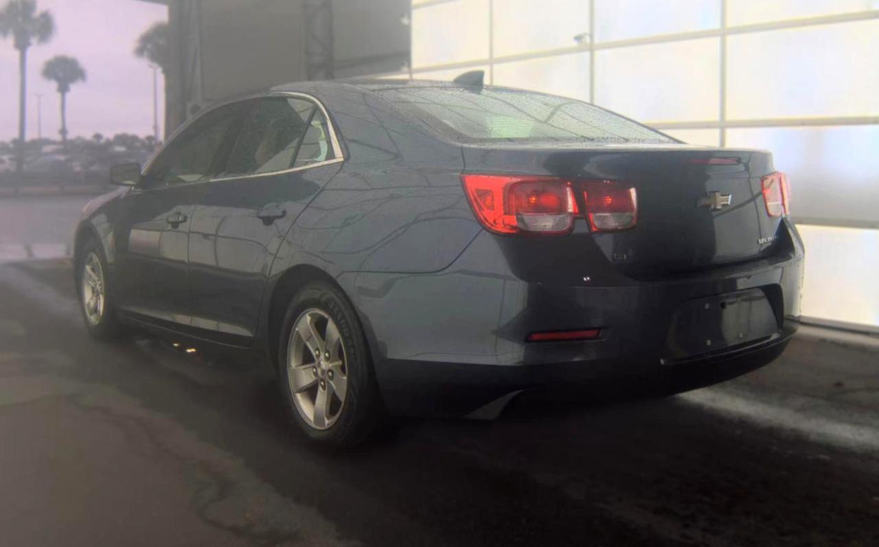 Chevrolet Malibu  2015